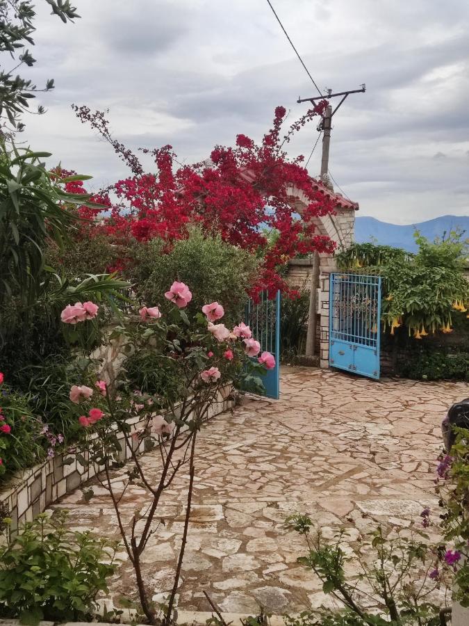Hena Hotel